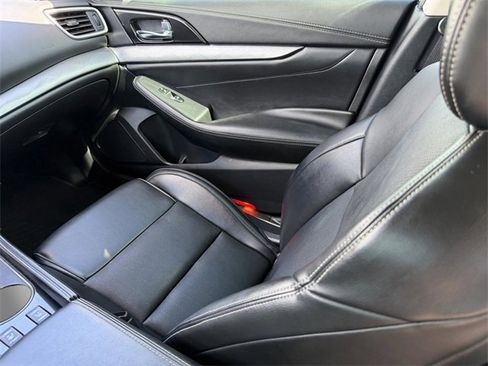 Used 2018 Nissan Maxima 3.5 SV image 21