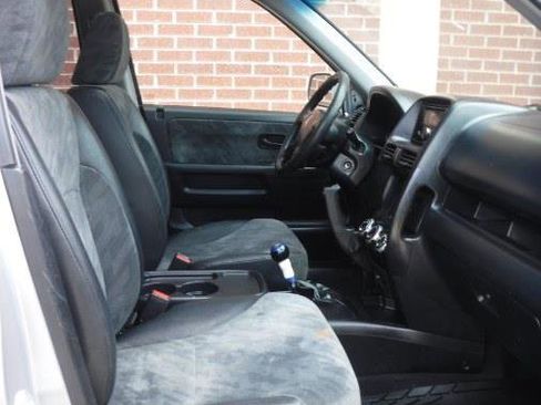 Used 2004 Honda CR-V EX image 6