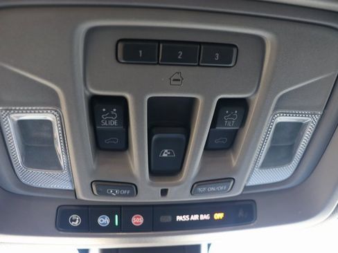 Used 2019 GMC Sierra 1500 Denali w/ Denali Ultimate Package image 26