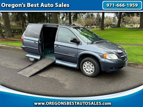 Used 2001 Dodge Grand Caravan Sport image 1