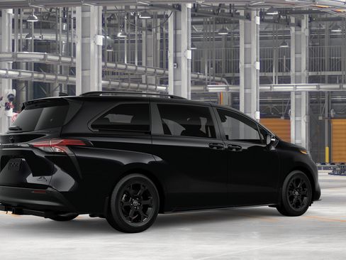 New 2026 Toyota Sienna XLE Woodland Edition AWD/4WD image 12