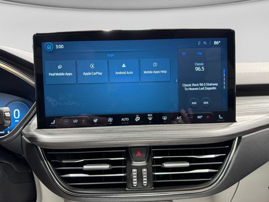 Used 2024 Ford Escape SE w/ PHEV Premium Package FWD image 13
