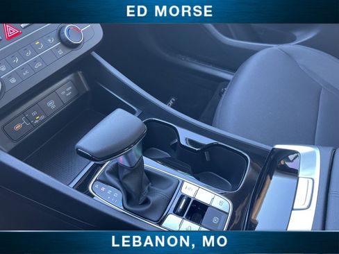 Used 2025 Hyundai Tucson SE image 15