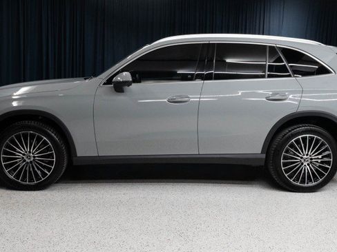 New 2027 Mercedes-Benz GLC 300 image 8