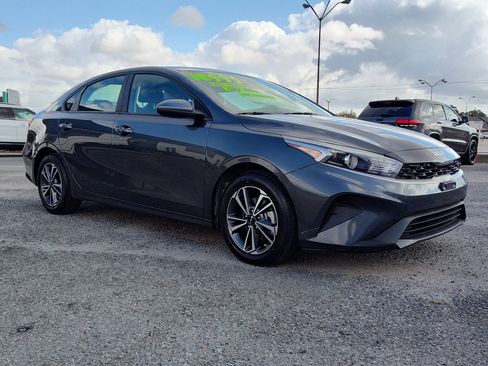 Used 2024 Kia Forte LXS image 8