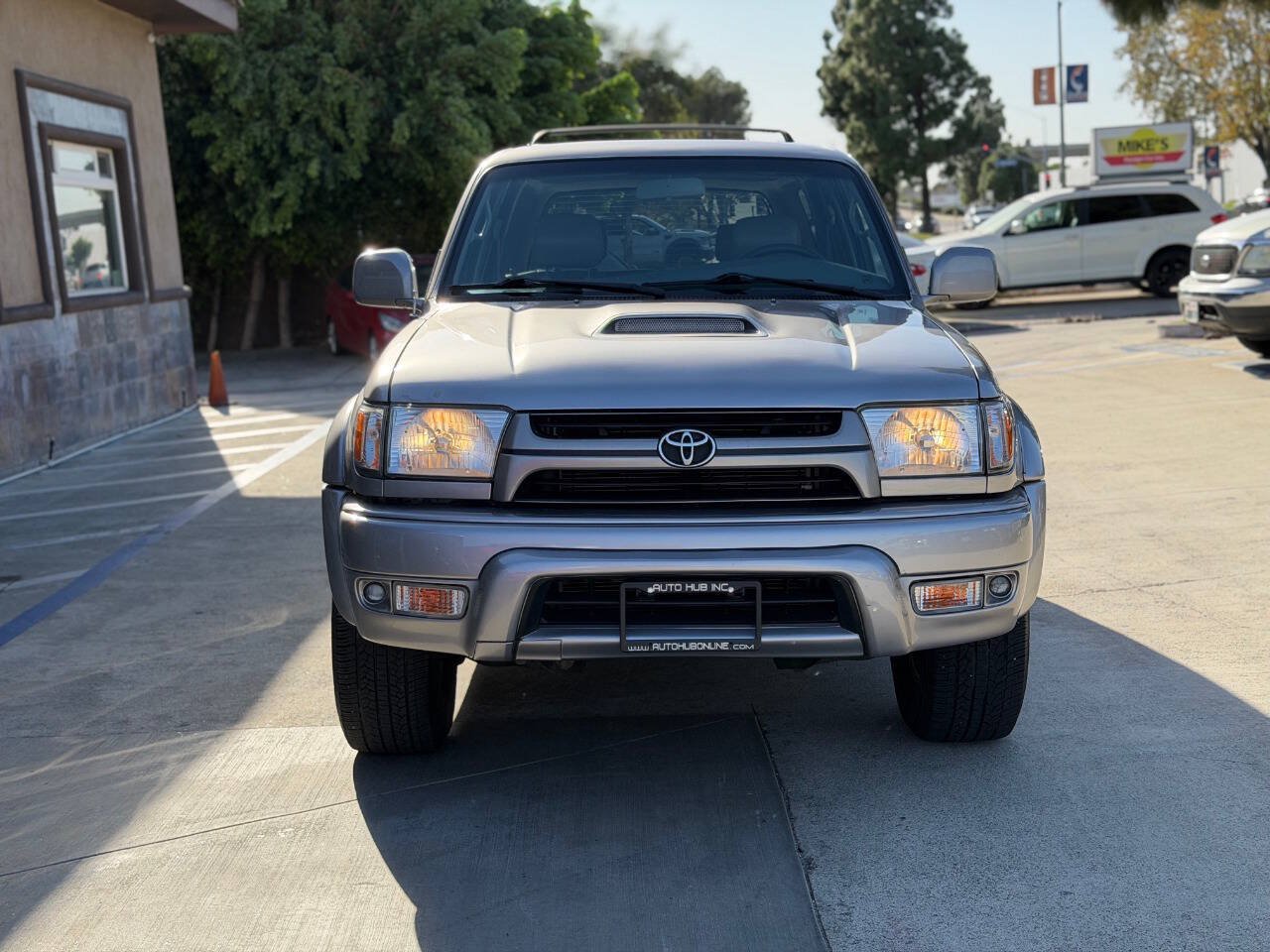 Used 2002 Toyota 4Runner SR5 w/ Sport Edition RWD image 3