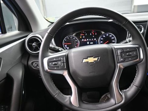 Used 2024 Chevrolet Blazer LT w/ LPO, Black Grille Bar Package FWD image 8