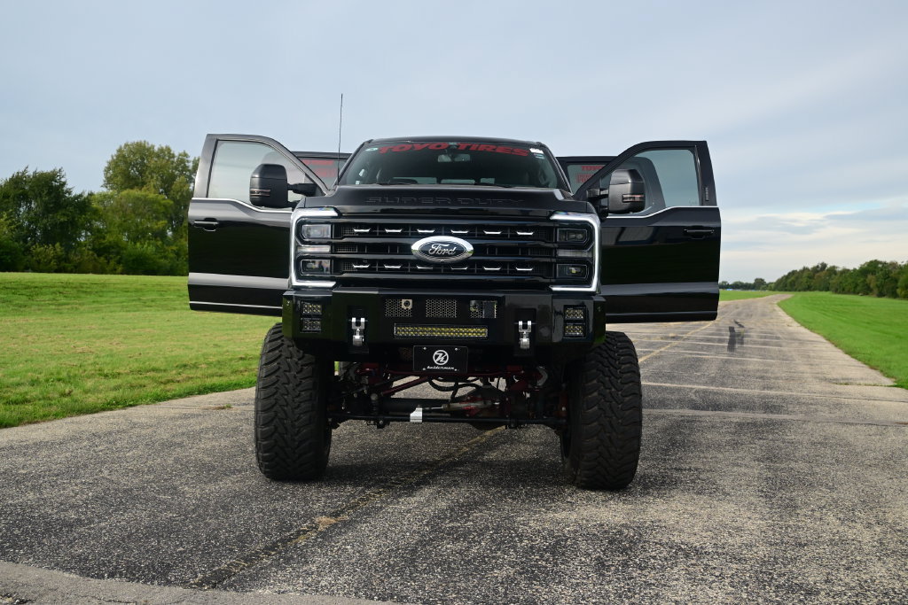 Used 2024 Ford F250 Platinum AWD/4WD image 8