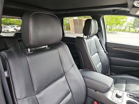 Used 2021 Jeep Grand Cherokee High Altitude AWD/4WD image 12