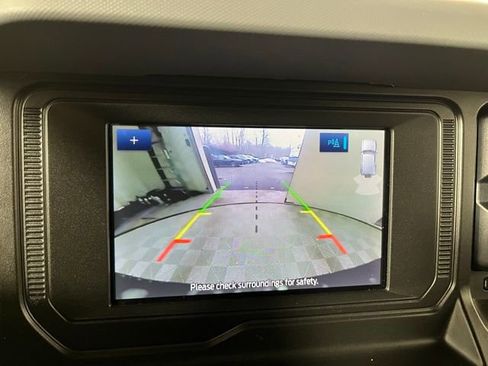 Used 2023 Ford Bronco Black Diamond w/ Sasquatch Package image 17