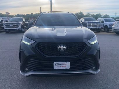 Used 2022 Toyota Highlander XSE