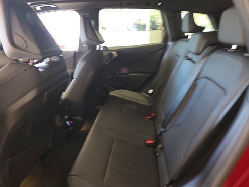 Used 2025 BMW X3 xDrive30i w/ Premium Package image 11