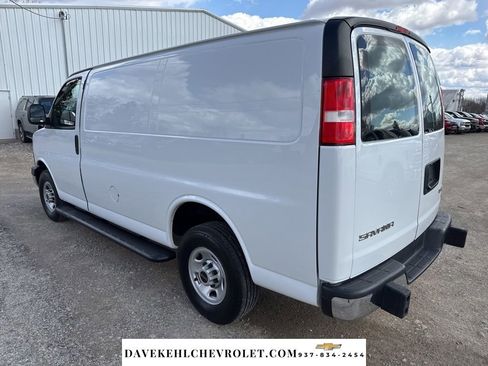 Used 2024 GMC Savana 2500 w/ Driver Convenience Package RWD image 3
