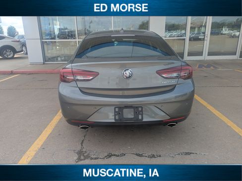 Used 2019 Buick Regal Preferred w/ Driver Confidence Package I FWD image 6