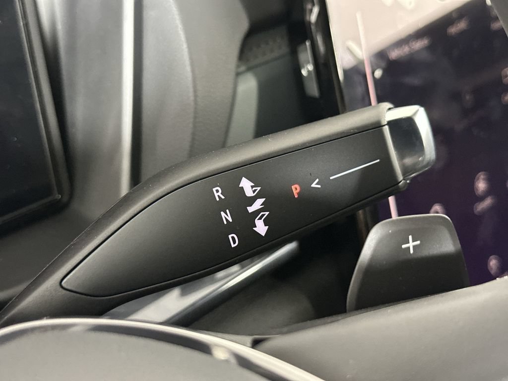 New 2027 GMC Terrain AT4 w/ LPO, Black Badging Package AWD/4WD image 18