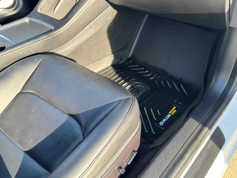 Used 2021 Tesla Model 3 Standard Range Plus RWD image 49