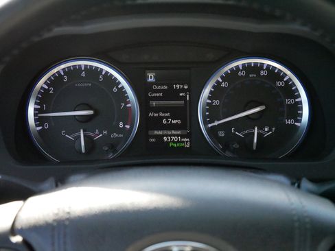 Used 2018 Toyota Highlander Limited image 21