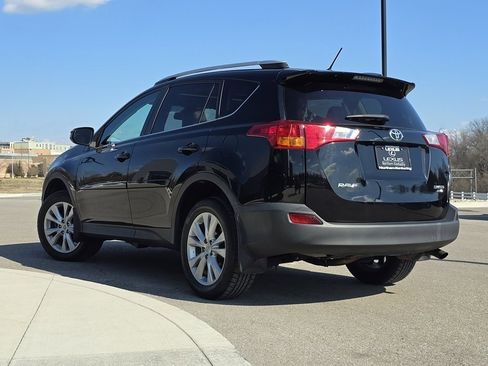 Used 2015 Toyota RAV4 Limited w/ Technology Package image 19