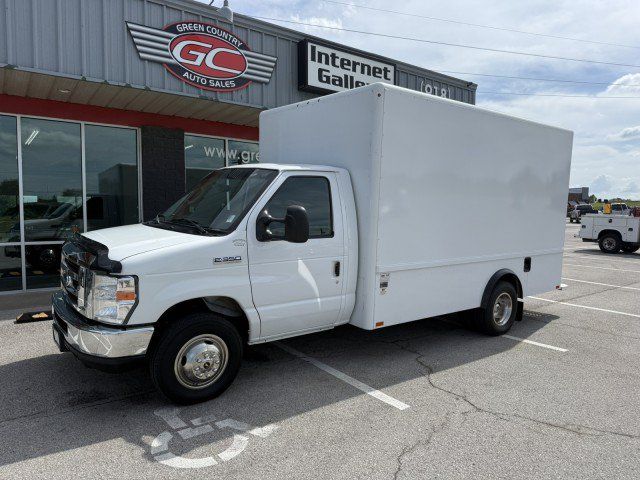 Used 2021 Ford E-350 and Econoline 350 Super Duty w/ Power Windows & Locks Group RWD image 1