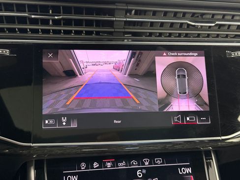 Used 2019 Audi Q8 Prestige AWD/4WD image 17