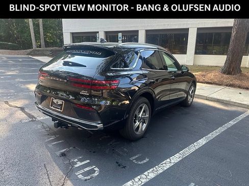 Certified 2026 Genesis GV70 2.5T Advanced AWD/4WD image 3