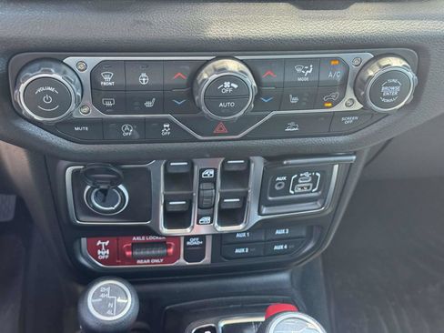 Used 2026 Jeep Wrangler Unlimited Sport AWD/4WD image 26