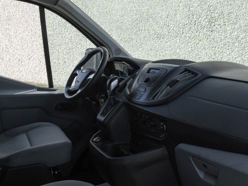 Used 2019 Ford Transit 250 130 Low Roof image 22