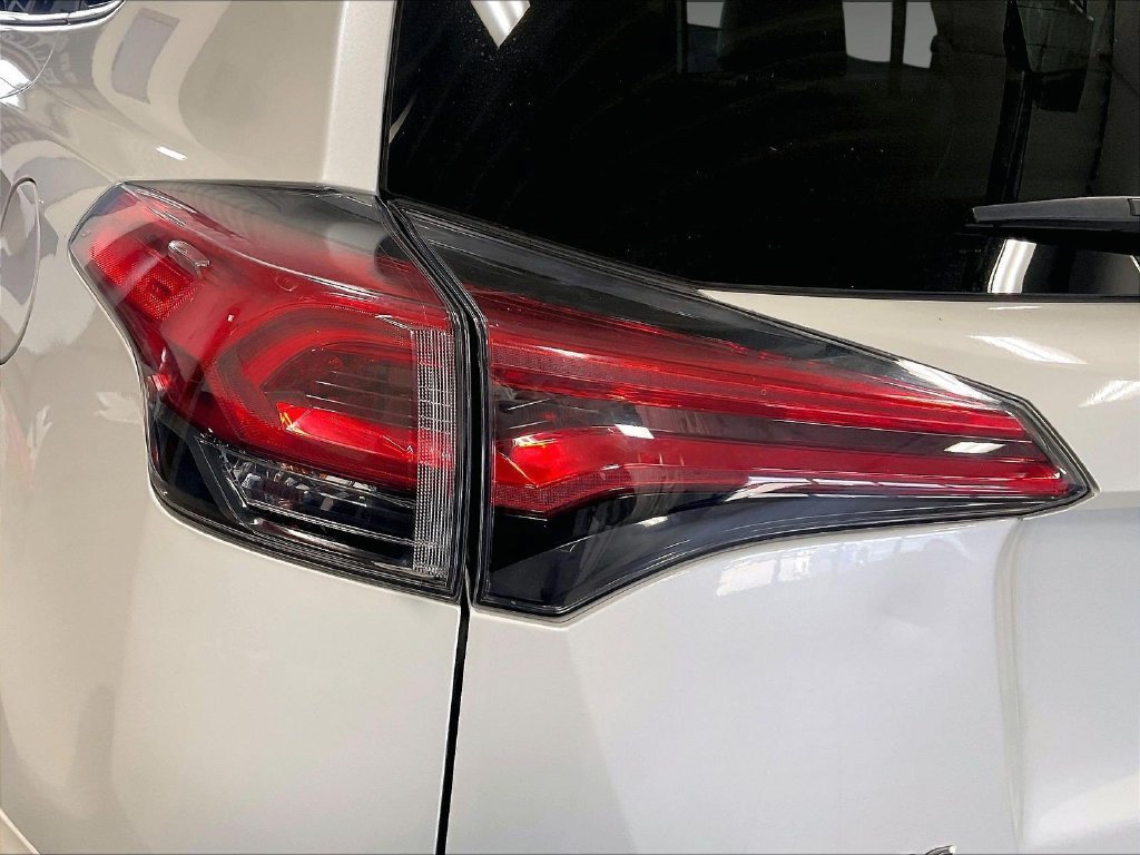 Used 2017 Toyota RAV4 Limited w/ Protection Package AWD/4WD image 34