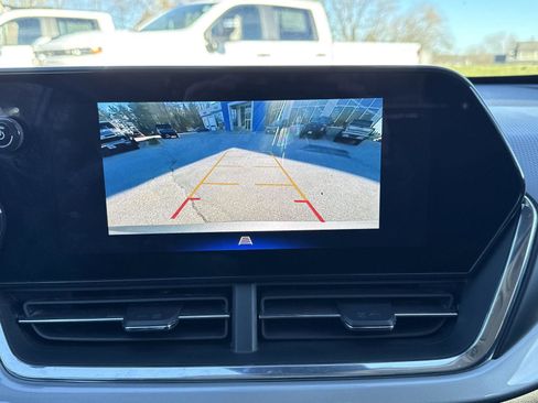 Used 2024 Chevrolet Trax LT w/ Driver Confidence Package image 20