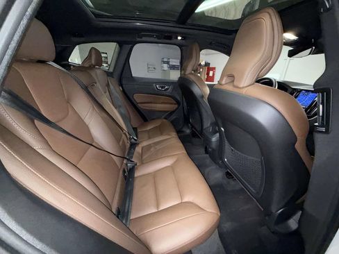 Used 2025 Volvo XC60 B5 Plus AWD/4WD image 16