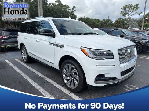 Used 2024 Lincoln Navigator Premiere AWD/4WD image 1