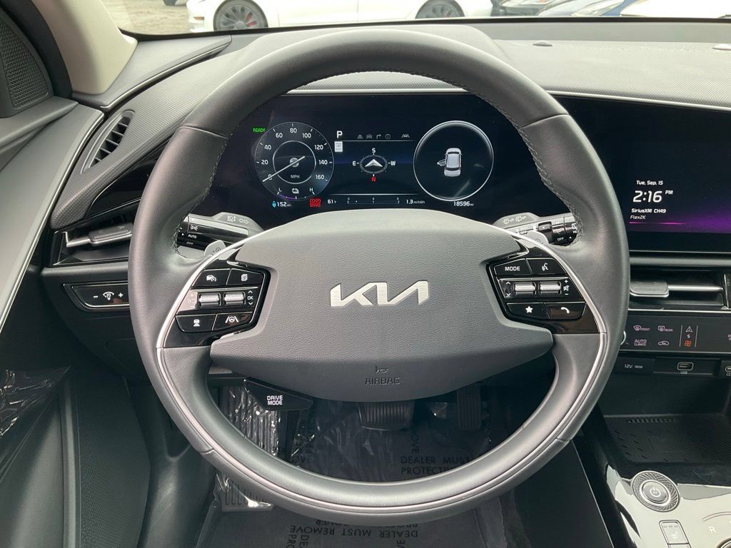 Used 2024 Kia Niro Wind FWD image 38