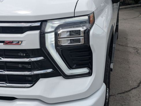 Used 2025 Chevrolet Silverado 3500 LT w/ Z71 Chrome Sport Edition AWD/4WD image 14
