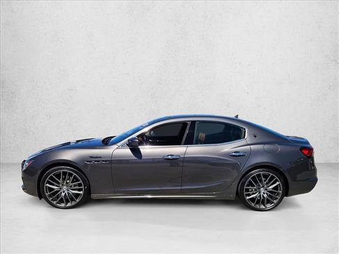 Used 2022 Maserati Ghibli Modena Q4 AWD/4WD image 9