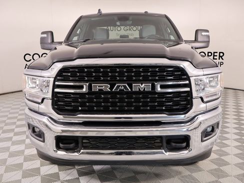 Used 2024 RAM 2500 Big Horn w/ Bed Utility Group image 8