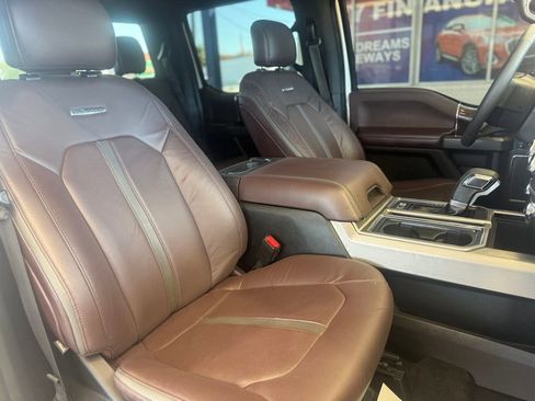 Used 2015 Ford F150 Platinum w/ Equipment Group 701A Luxury image 21