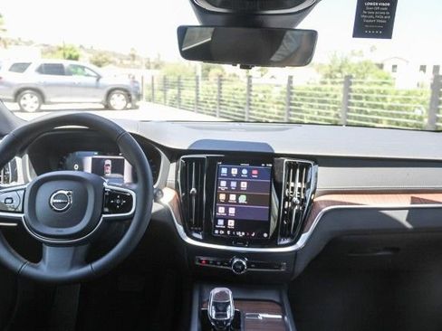 New 2025 Volvo V60 B5 Cross Country Ultra w/ Climate Package image 13