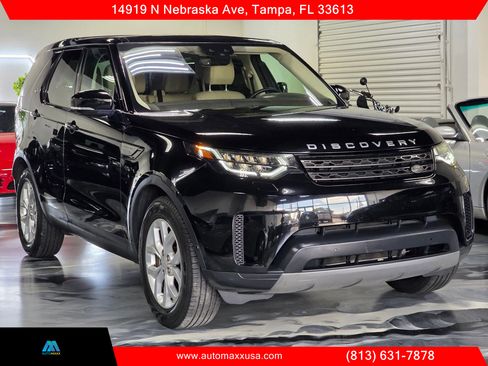 Used 2019 Land Rover Discovery SE image 7