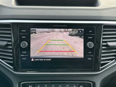 Used 2022 Volkswagen Atlas SE image 31