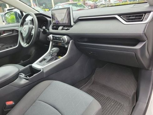 Used 2025 Toyota RAV4 XLE w/ Convenience Package FWD image 14