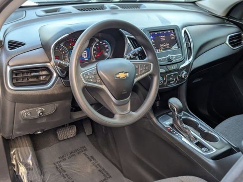 Used 2022 Chevrolet Equinox LT image 9