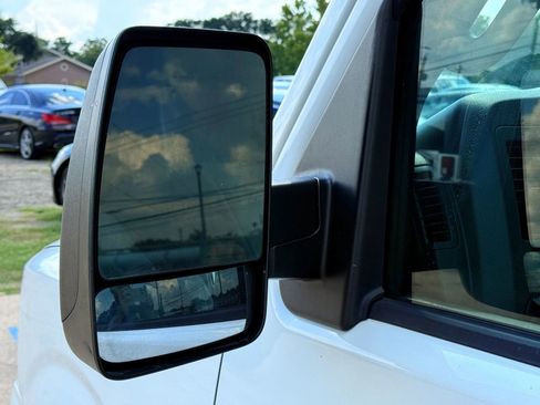 Used 2015 Nissan NV 2500 SV w/ Side & Curtain Airbag Package image 14