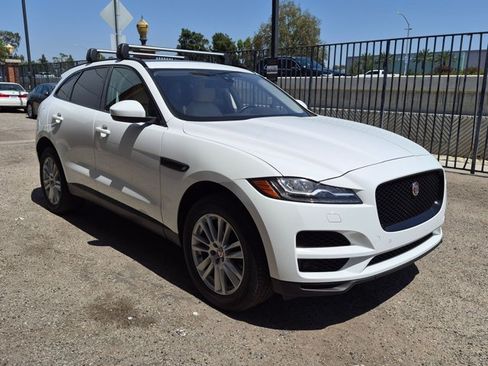 Used 2018 Jaguar F-PACE Prestige AWD/4WD image 3