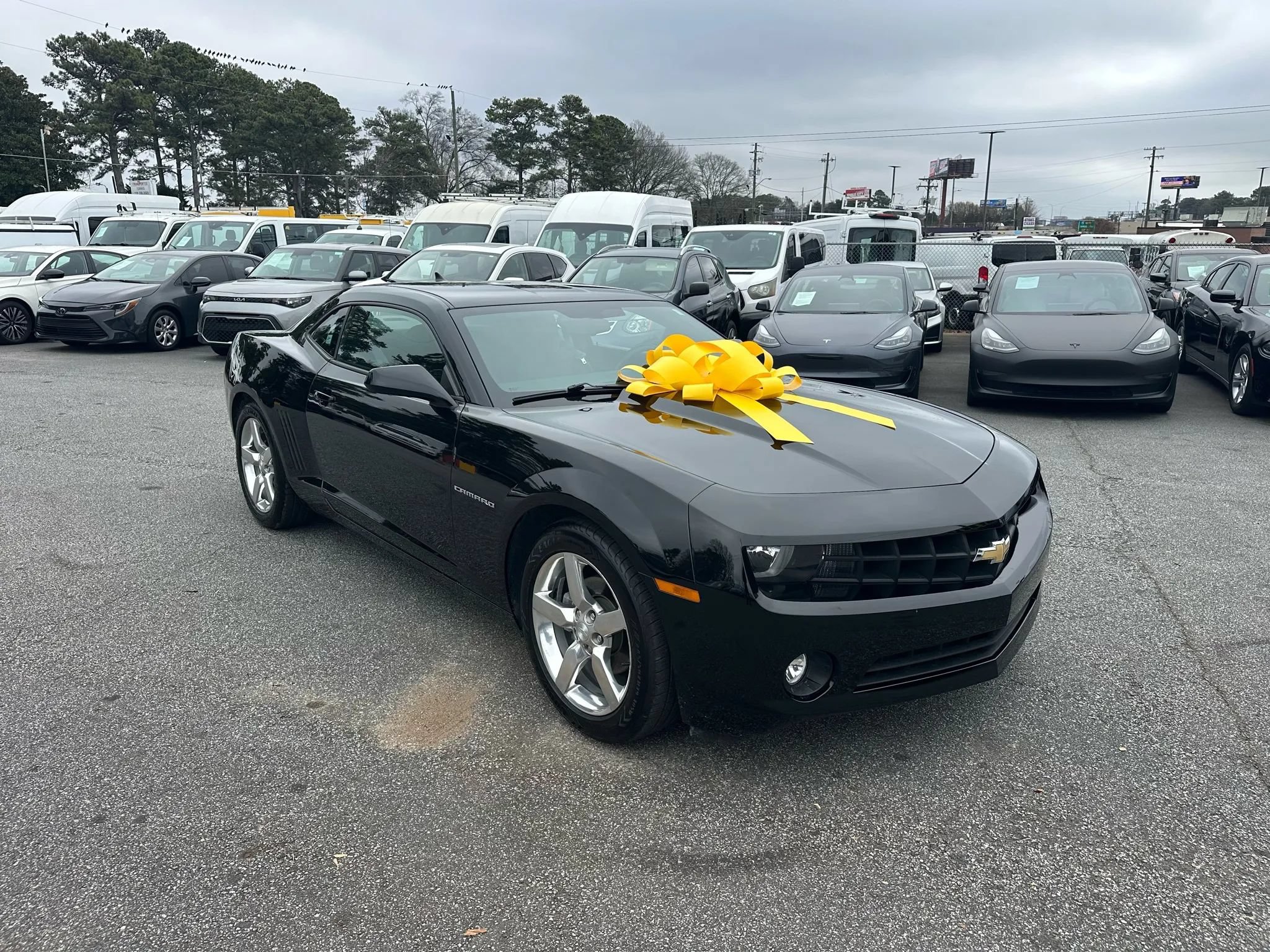 Used 2011 Chevrolet Camaro LT RWD image 14