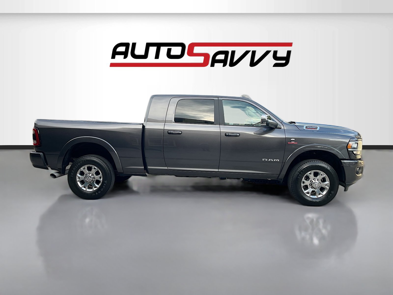 Used 2021 RAM 3500 Laramie w/ Cold Weather Group AWD/4WD image 8