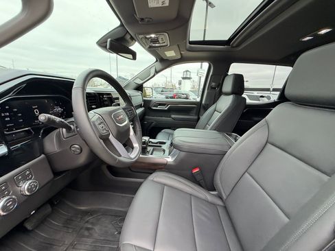 Used 2026 GMC Sierra 1500 SLT w/ SLT Premium Plus Package image 4