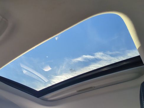 Used 2017 Ford Fusion SE image 19