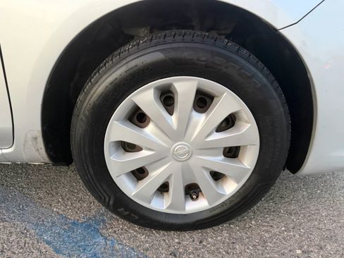 Used 2017 Nissan Versa S Plus image 10