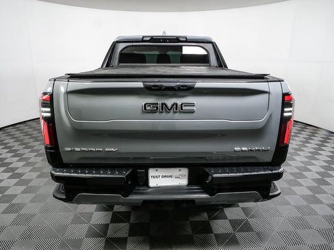Used 2024 GMC Sierra EV Denali image 28