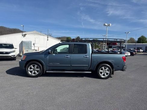 Used 2012 Nissan Titan SL RWD image 5